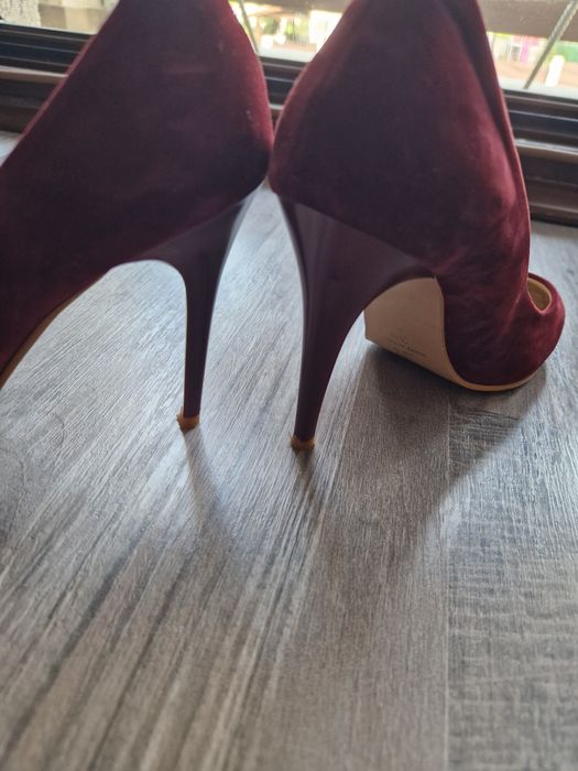 Vând pantofi mărimea 39