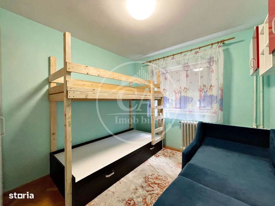 Apartament de închiriat cu 3 camere în zona Rogerius, Oradea