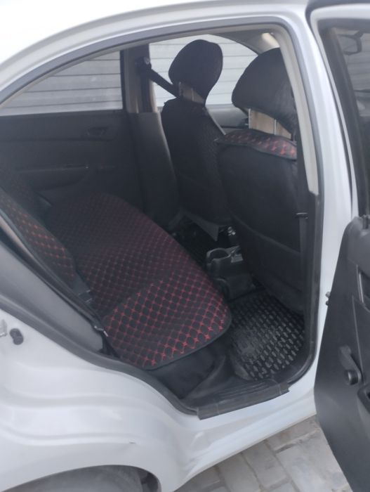 Продам машину Ravon R3