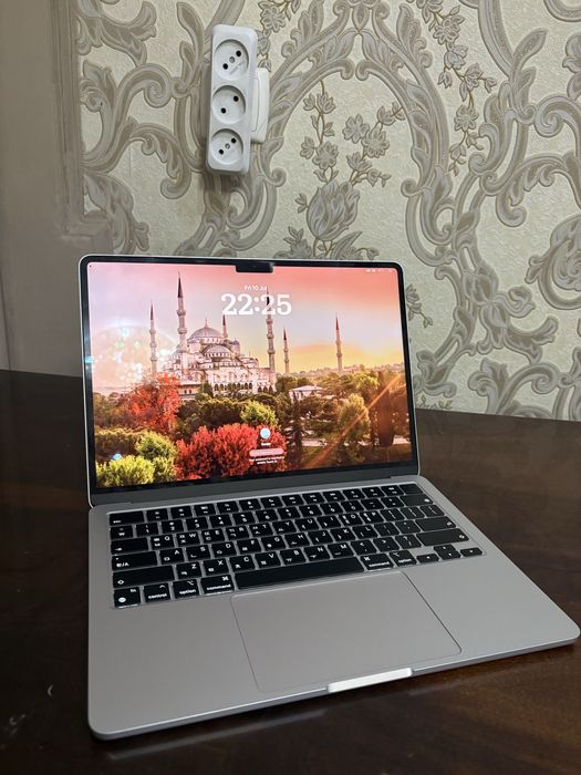 Macbook M2 Air 8/256