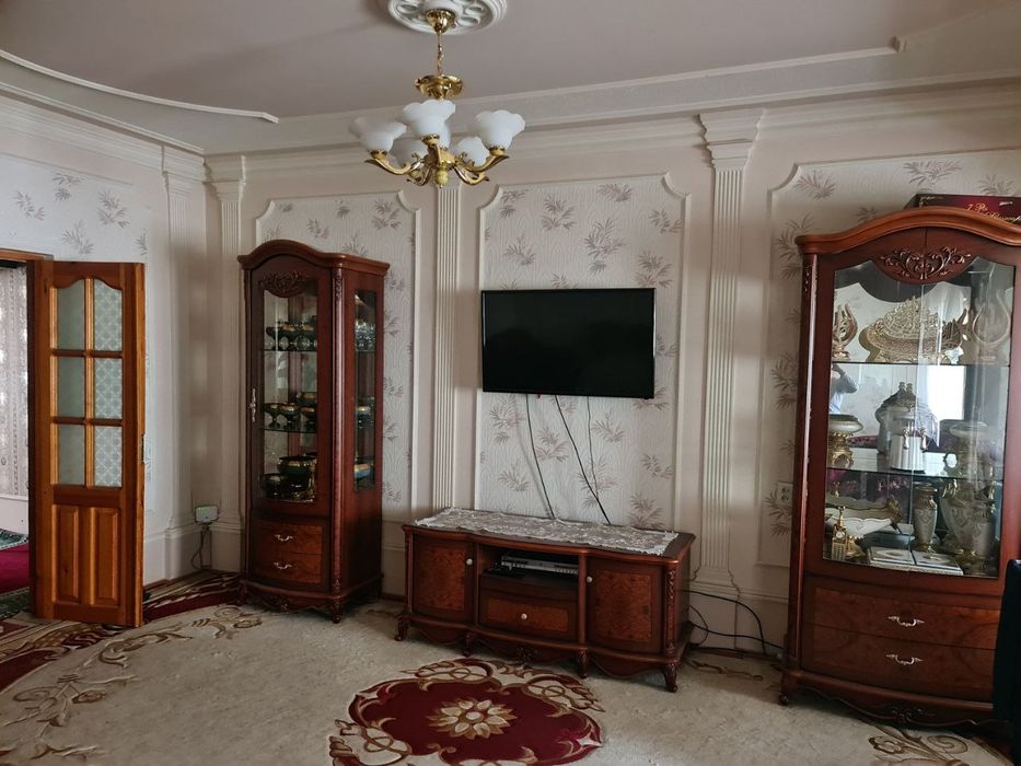 Гулзор Генерал Узаковада квартира сотилади