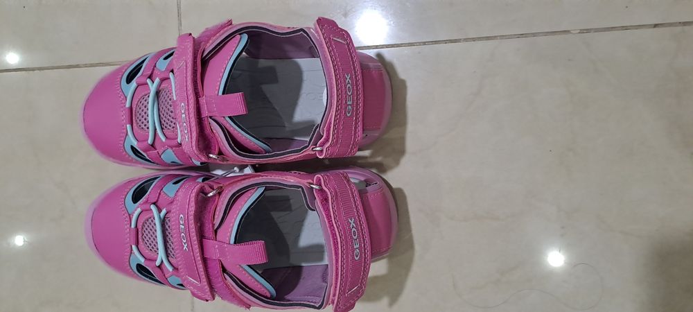 Детски сандали Geox