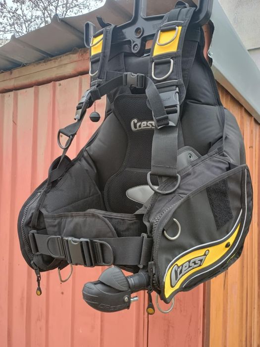 Водолазна жилетка Cressi