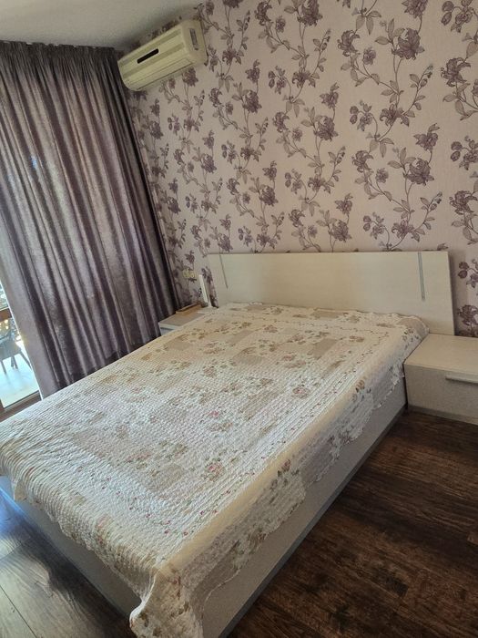 Спалня с гардероб и тоалетка и ТВ шкаф 1,60/0.40