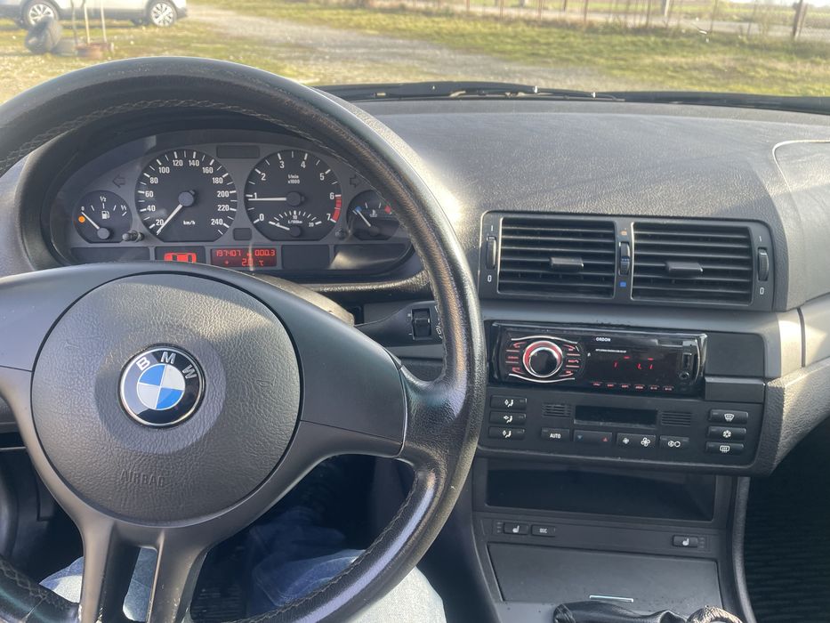 Vand BMW 316 benzina 2003