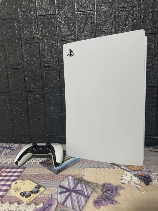 Vând PlayStation Digital Edition