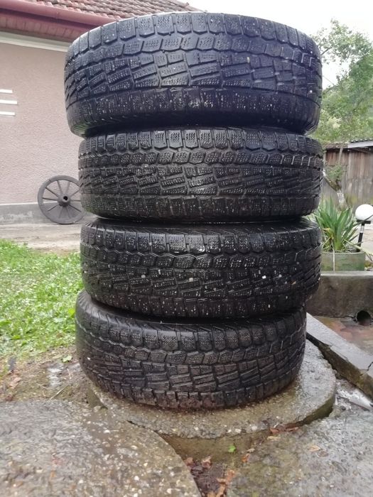 Anvelope cu jante pe 15 mixte