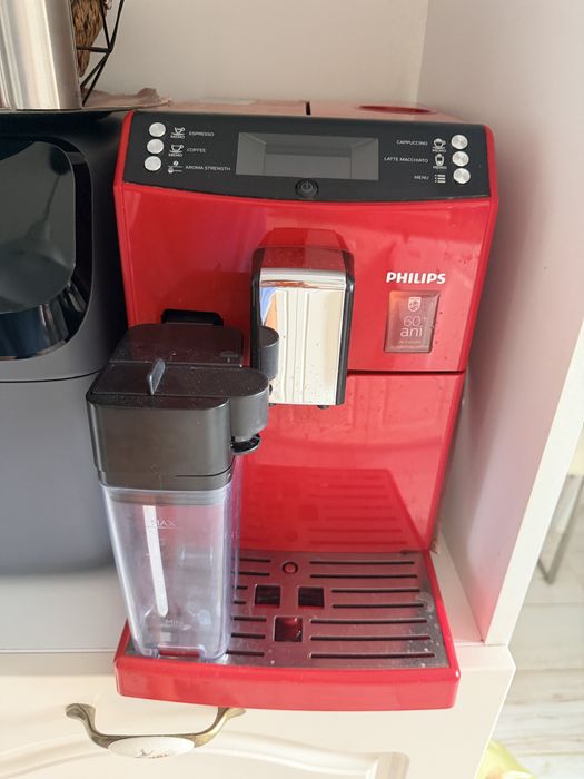 Espresor philips Ep 3363/10-sistemul de spumare lapte