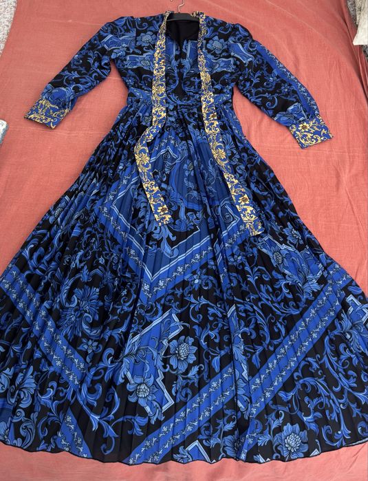 Платье Pierre Cardin