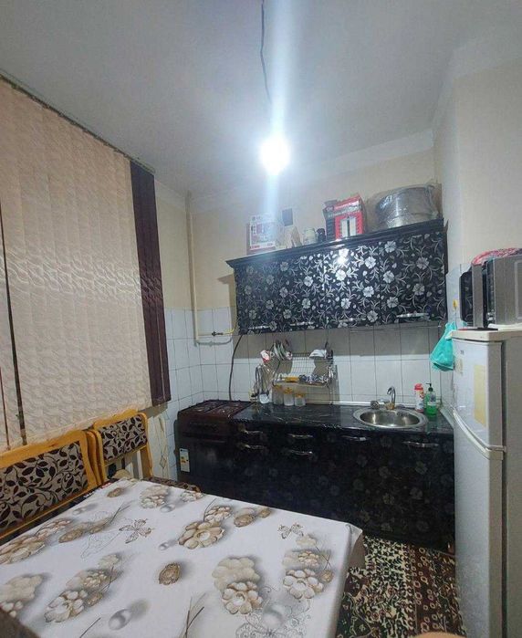 Квартира сотилади 50 м2 барча жихозлари билан 1-этаж