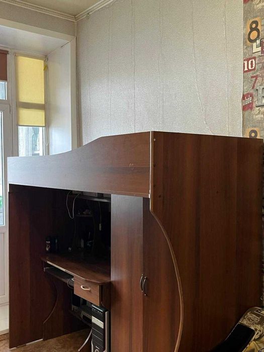 Кровать до 170см с шкафом и со столом