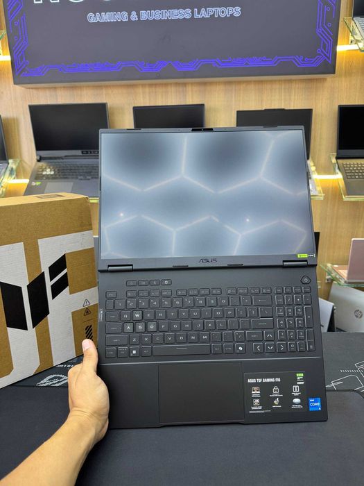 Noutbuk ASUS TUF Gaming F16 Core i5-13450HX RTX 5050 16/512gb 16.0 ips