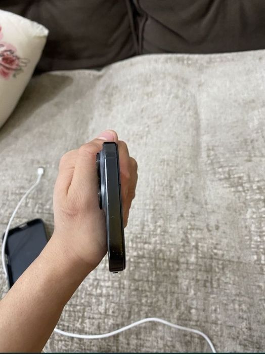 Iphone 16 pro max ESIM