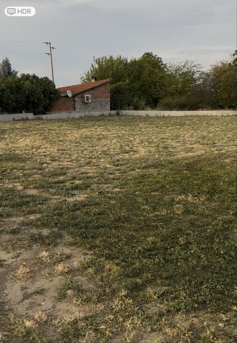 Дава се под наем Парцел в Пловдив, Сточна гара - 976 кв.м за 612 € - Снимка #1