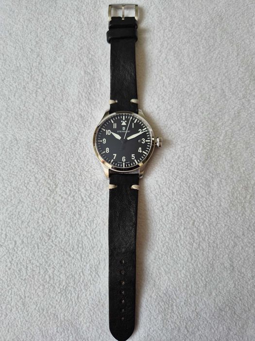 Швейцарски автоматичен часовник Steinhart Nav B-Uhr 42