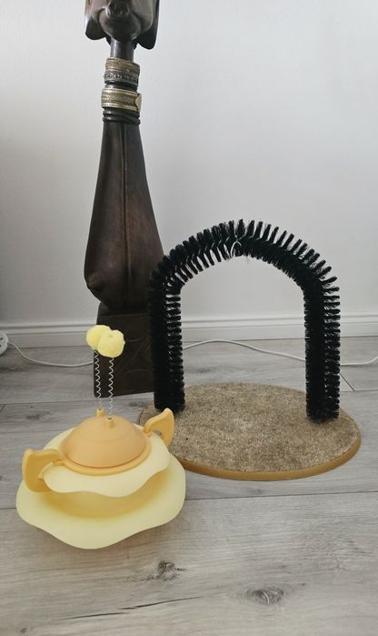 ARC interactiv pentru Pisici - Masaj si Joacă + Jucării