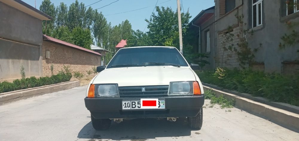 Vaz 21099 sotiladi