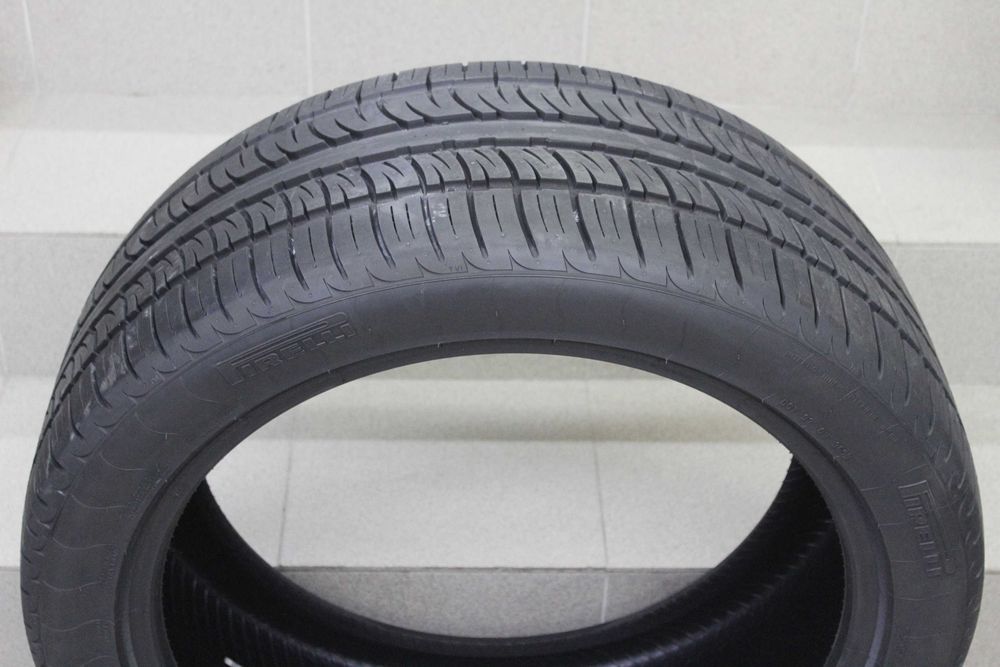 295/40-22 Pirelli Scorpion Zero