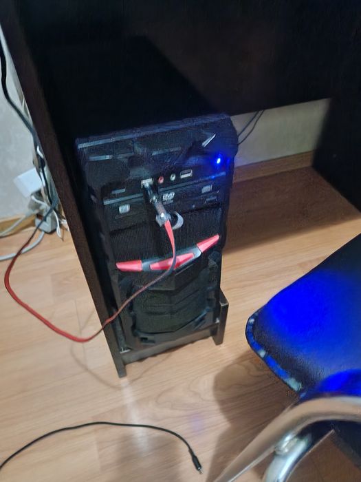 Отличный ПК в хорошем состоянии.