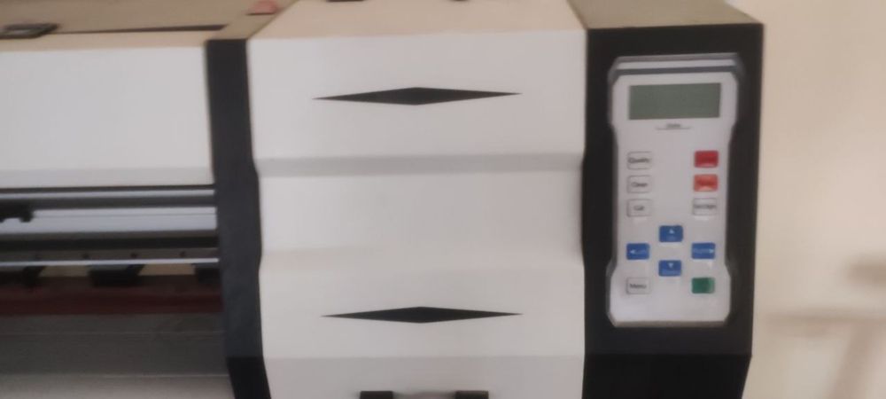 Banner stanok sotiladi