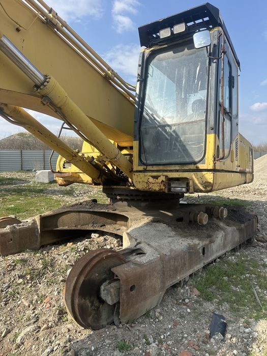 Dezmebrari utilaje, vanzari utilaje, atasamente si camioane.