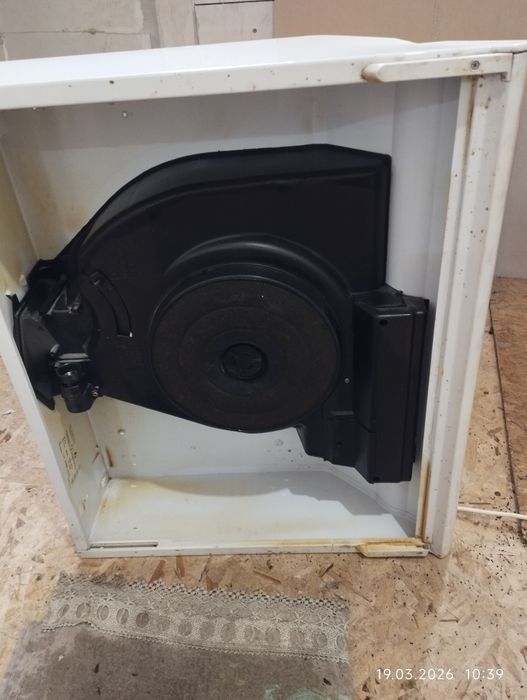 Продам вытяжку для кухни.