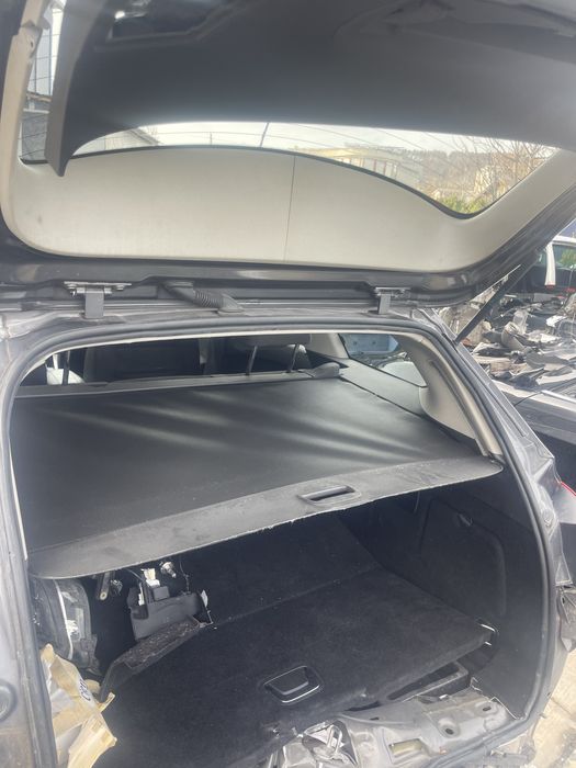 Опел Астра J на части