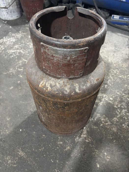 Газовый баллон советский