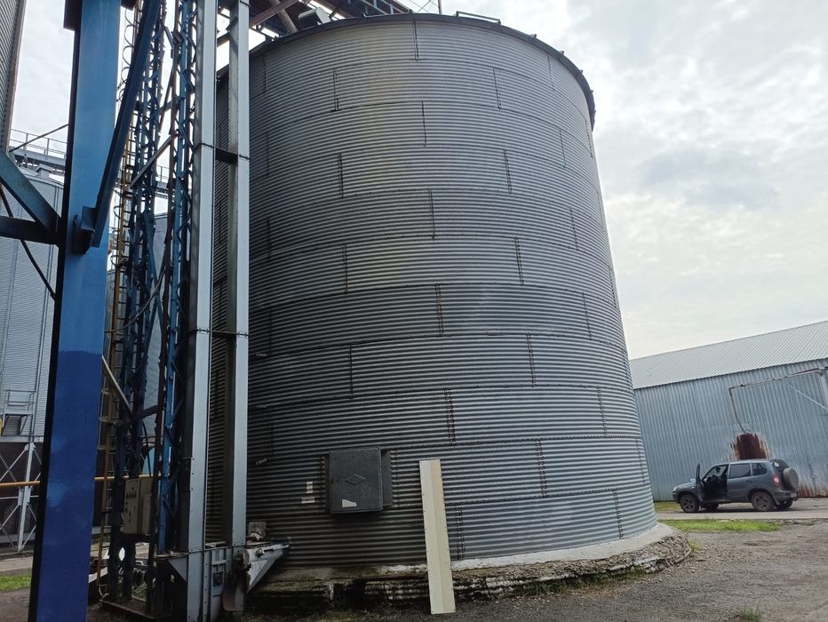 Силоса Канада 500т 3 шт