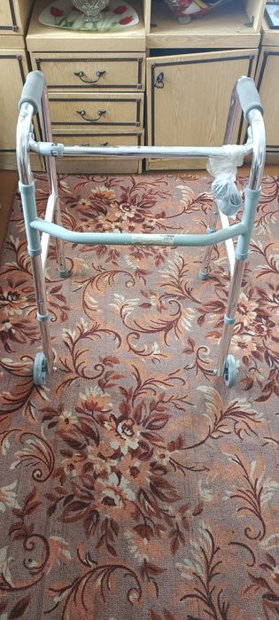 Ходунки для взрослых