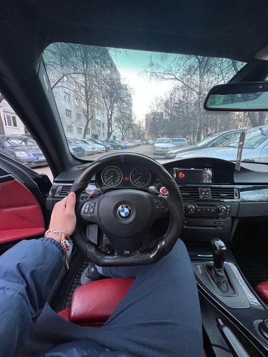BMW E90 / E92 / E93 карбонов волан M style