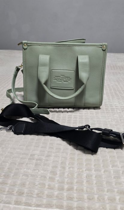 Нова.  Marc Jacobs The Leather Mini Tote Bag