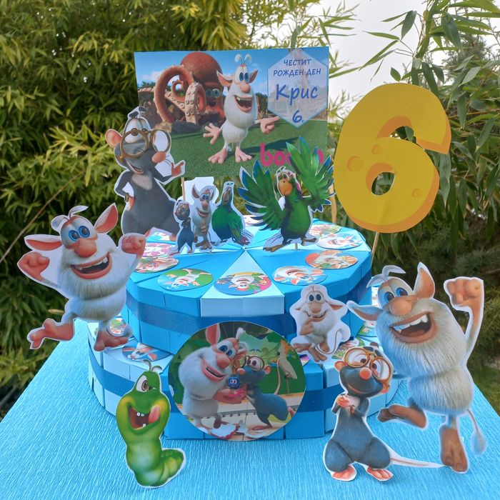 Картонена торта за детски рожден ден