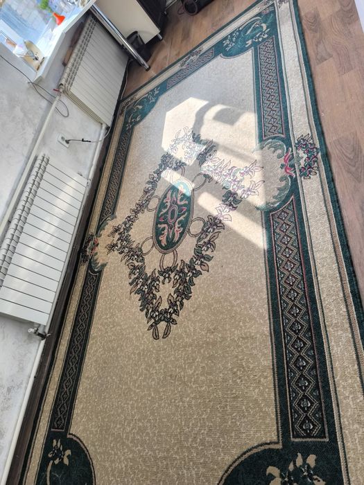 Продам ковер, бу