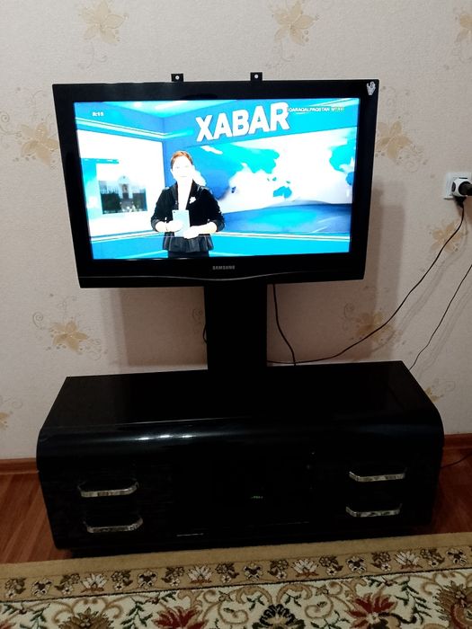 Телевизор Самсунг с поставкой вместе