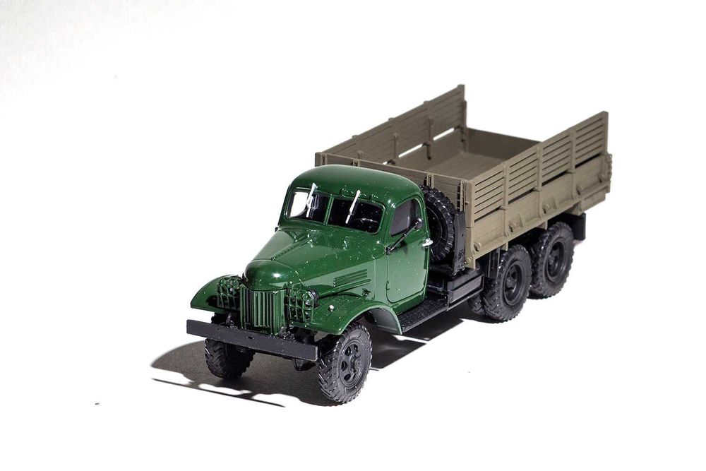 #ЗИС-151 (Бортовой) #АвтоИстория. #Масштаб 1:43.
