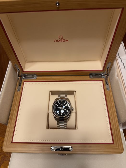 Omega Seamaster Aqua Terra Black Lacquer dial