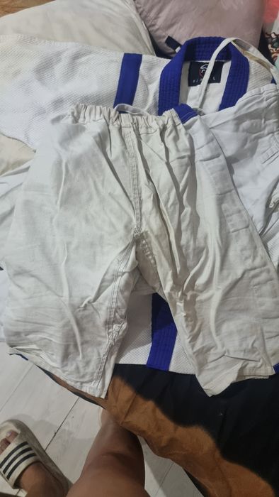 Продам кимоно росто 150