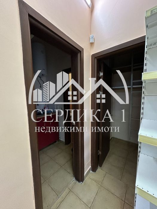 Магазин в София-Овча Купел площ 40 цена 450
