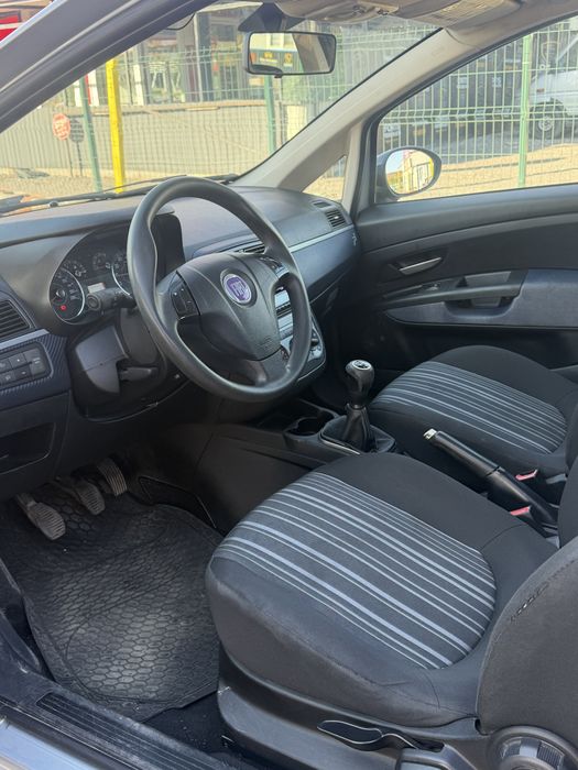 Fiat Punto 1.3 Diesel Cutie Manuala cu Clima