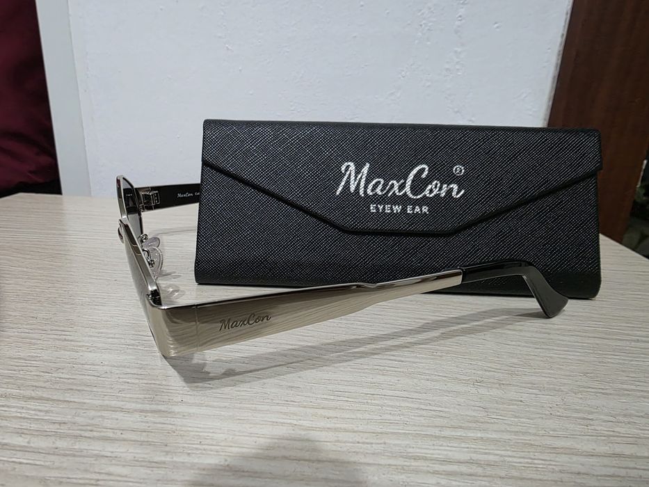 Очки унисекс сатылады