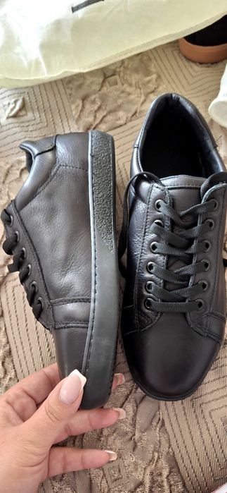 Кроссовки муж жен