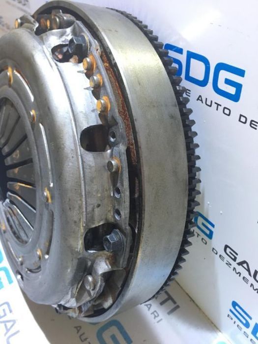 Kit Ambreiaj cu Volanta Masa Dubla si Placa Presiune Ford Focus 3 1.6TDCI 2011 - 2015 Cod Piese : AV61-7563-CB