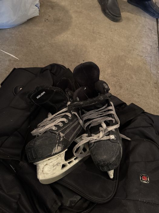 Продам хоккейную форму