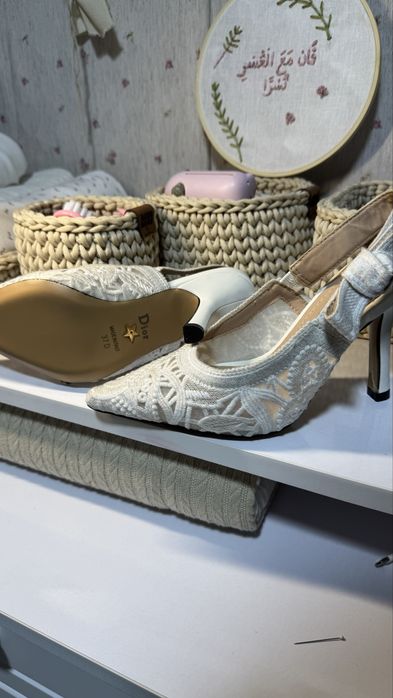 Продаю Туфли Dior  покупала в Sodamoda