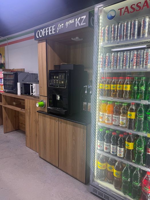 Кофе аппарат с местом