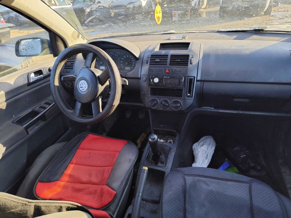 VW Polo 1.2 - 64к.с  - 2002г. на части