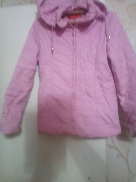Куртки женские размер 44