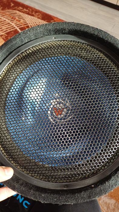 Усилвател, бас каса и кабели