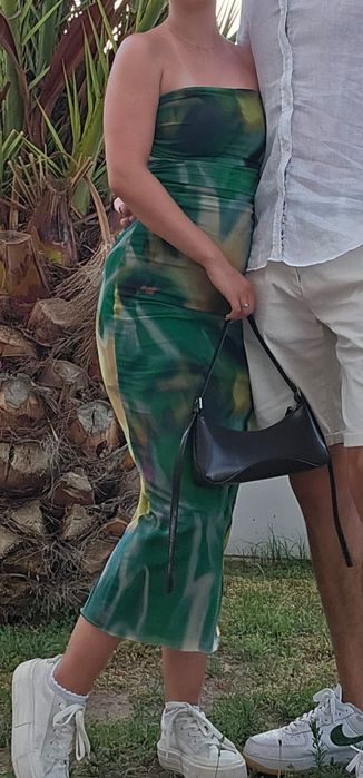 Зелена рокля Zara  размер М